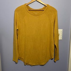 🦋American Eagle light sweater🦋